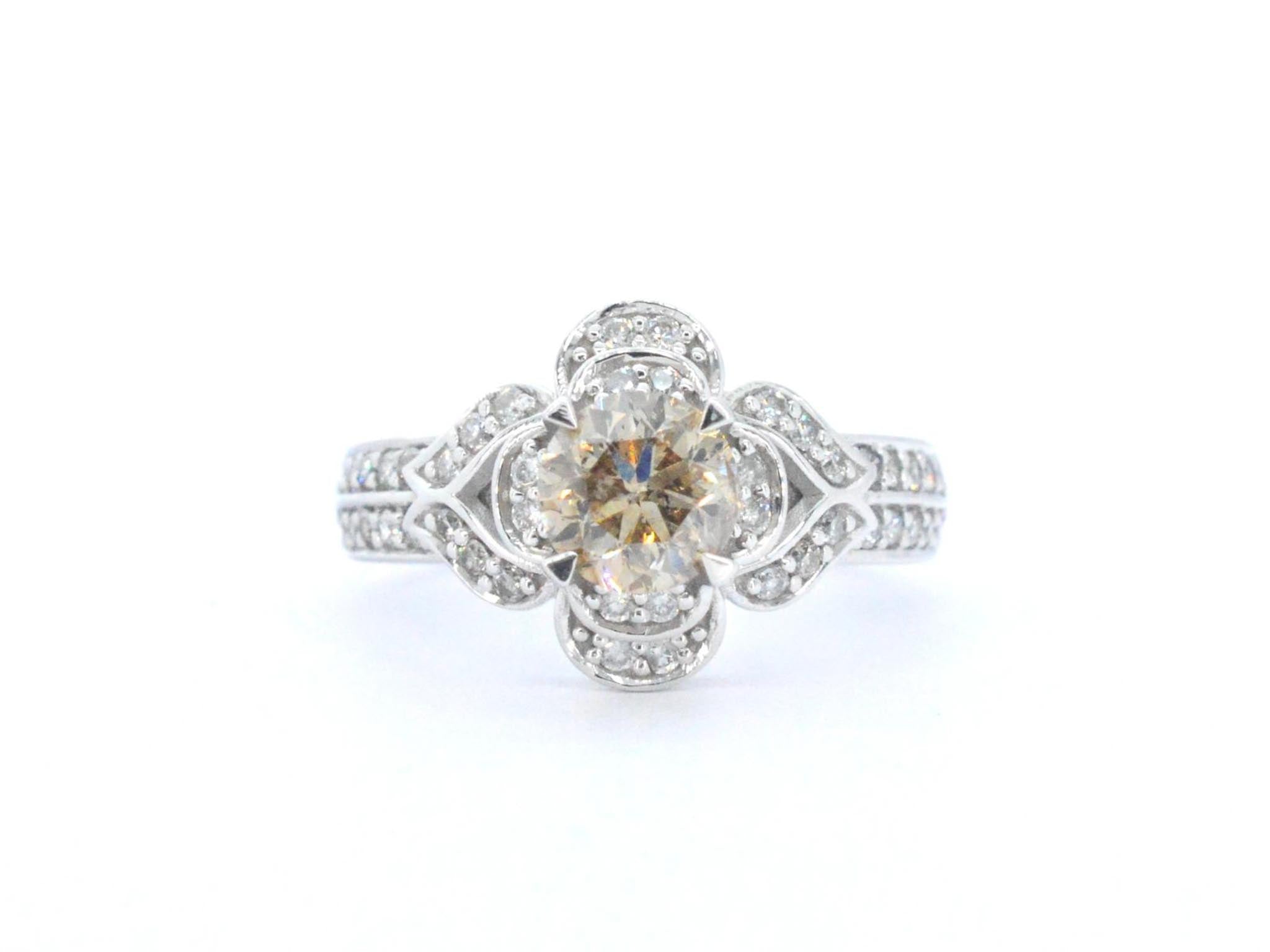 Gouden ring met diamanten