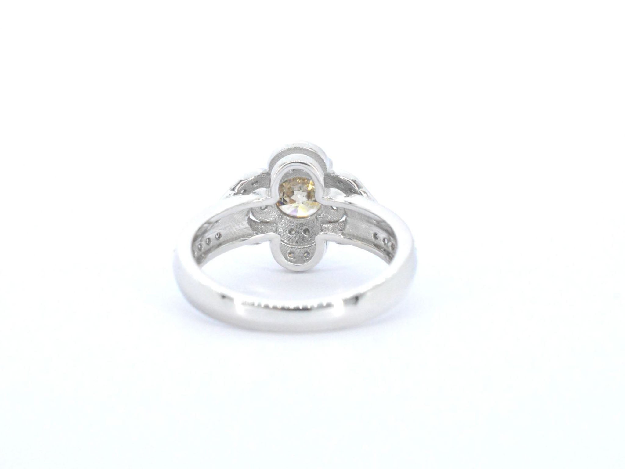 Gouden ring met diamanten