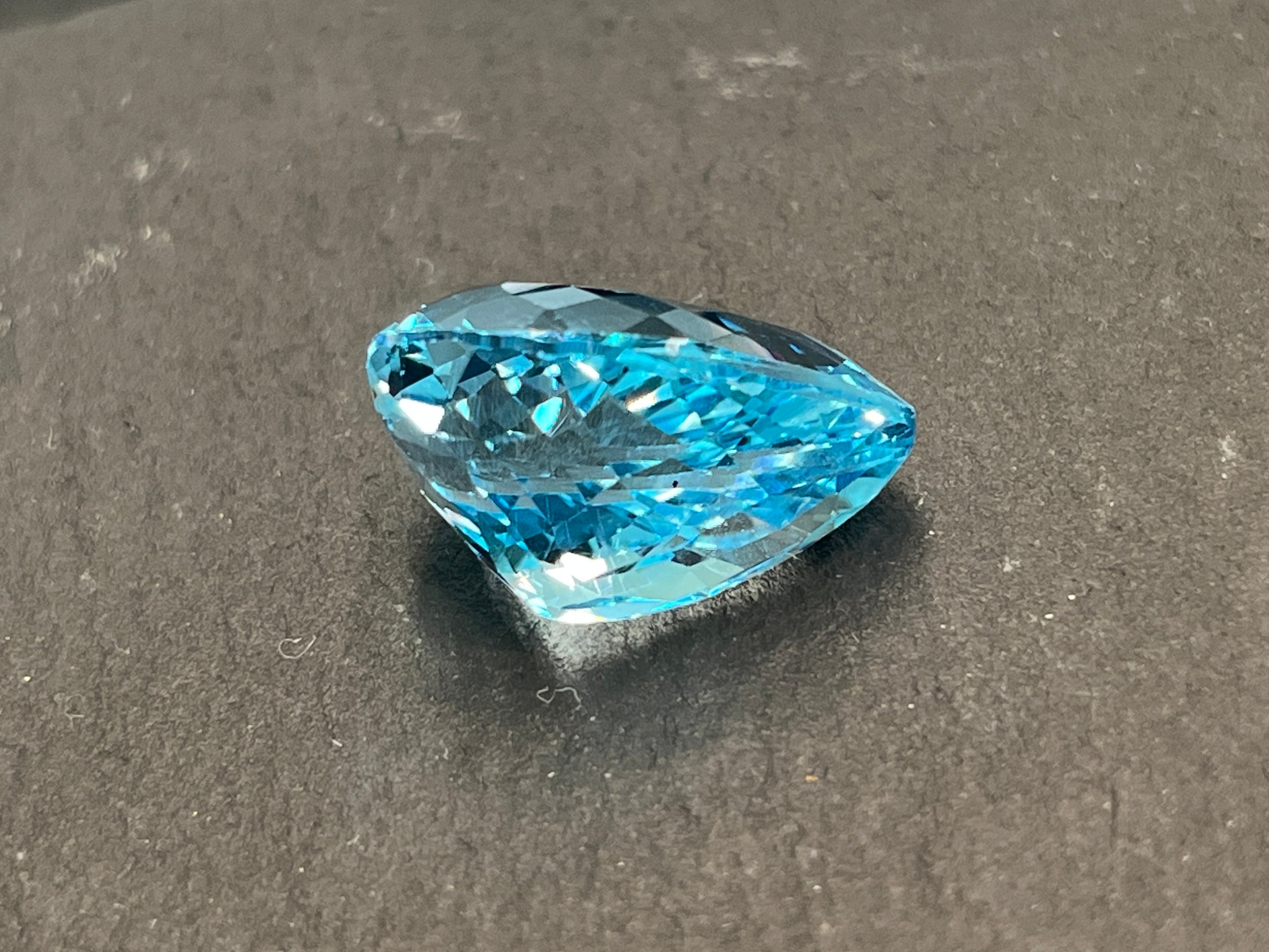 Topaas - 38.51 carat blauwe topaas