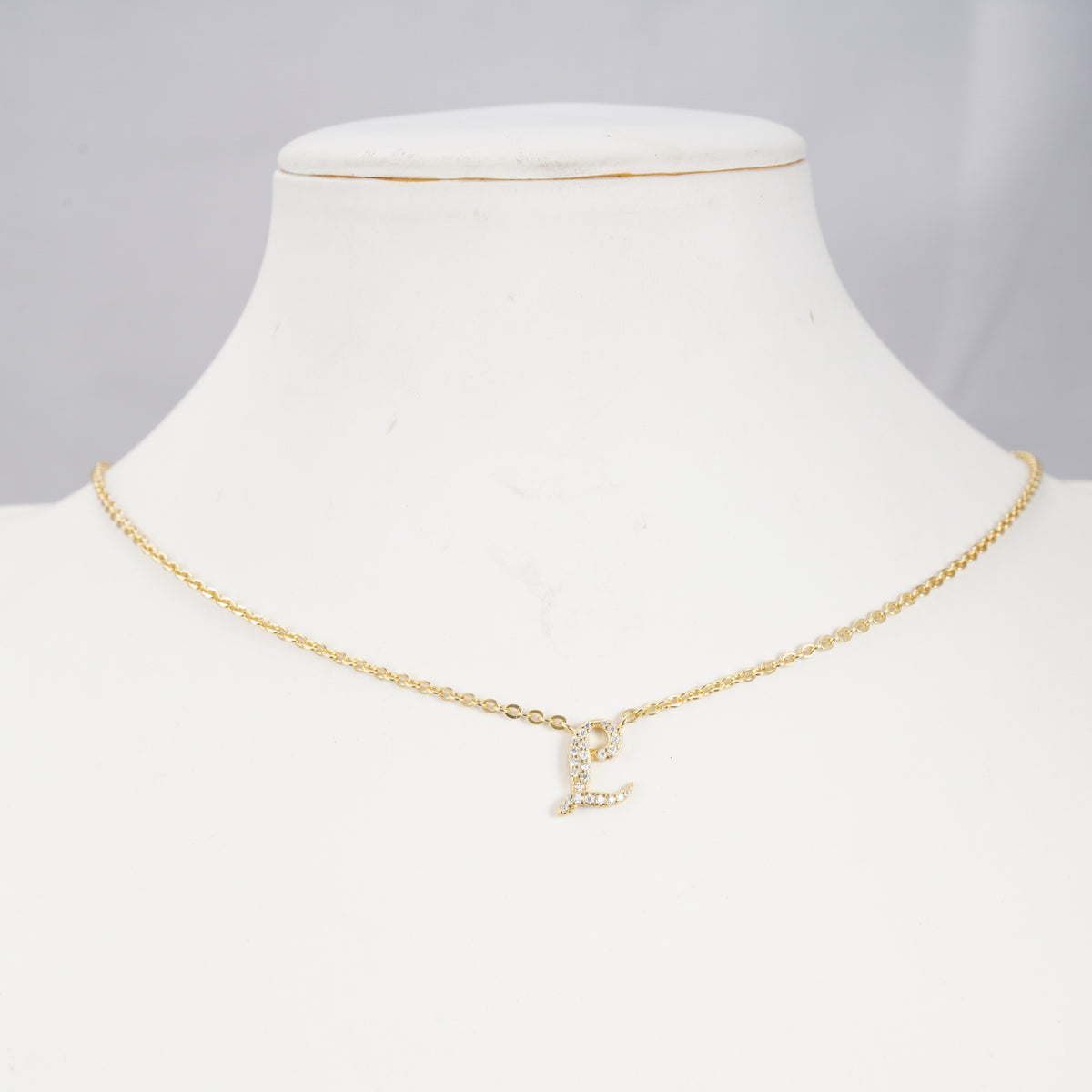 Collier met letter hanger L
