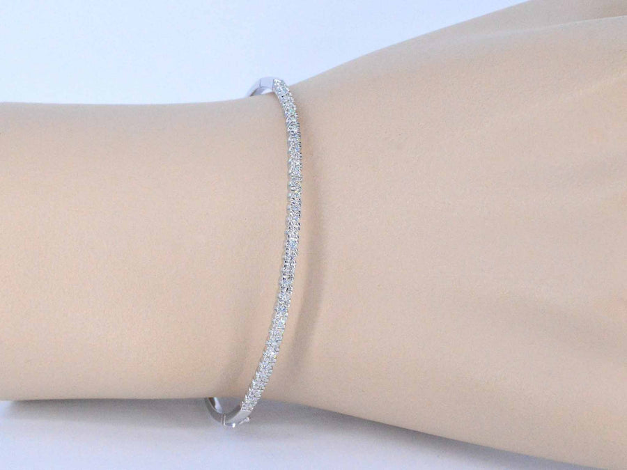 Witgouden armband, 33 diamanten 0.50 ct