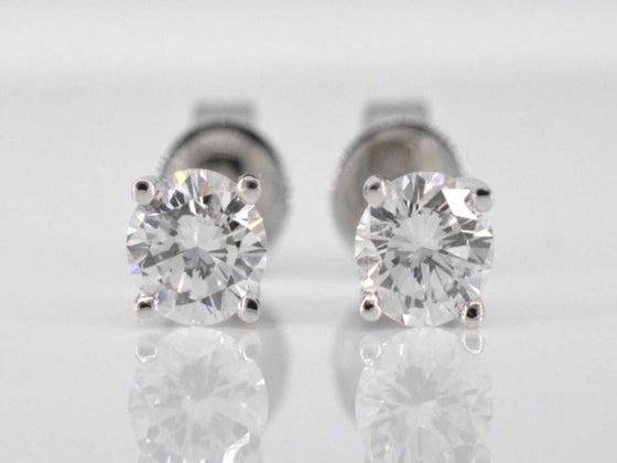 Witgouden eternity ring met diamanten – 2.00 ct