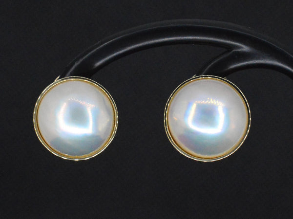 14 karaat gouden vintage oorbellen met echte blisterparels en natuurlijke diamant