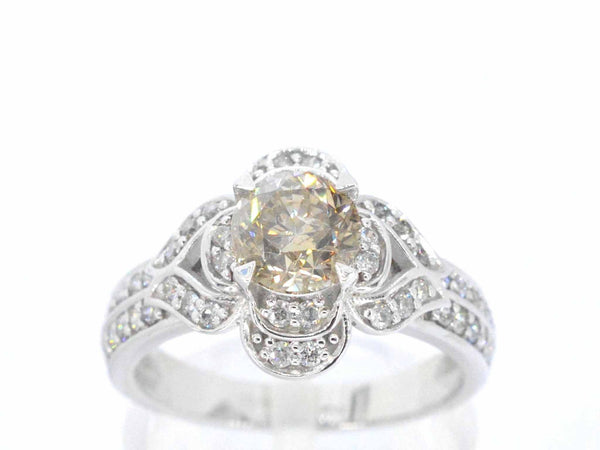 14 karaat gouden ring, gezet met 44 champagnekleurige natuurlijke diamanten van in totaal 1.05 ct, met AIG certificaat