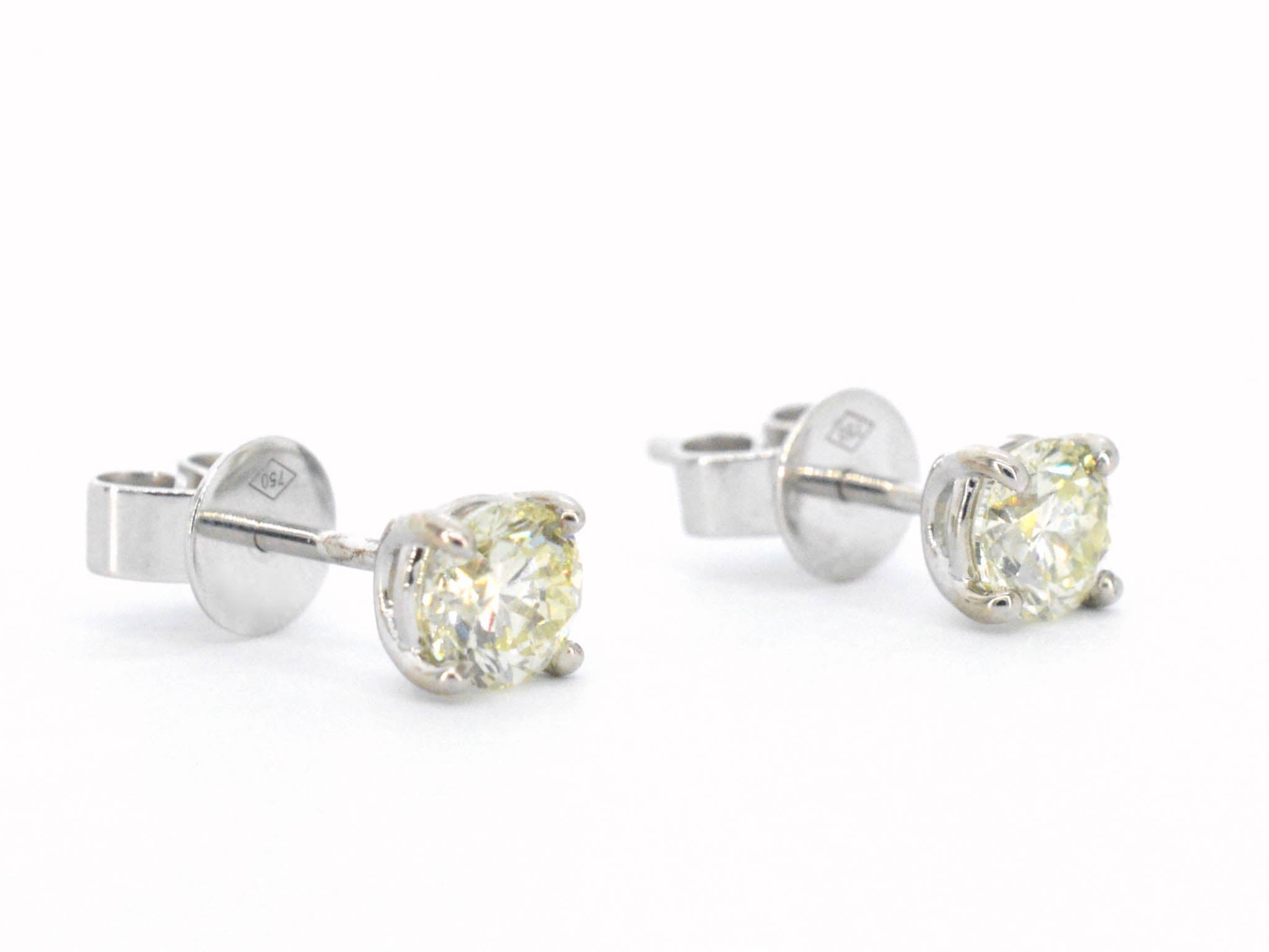 Witgouden oorbellen met diamanten – 1.00 ct