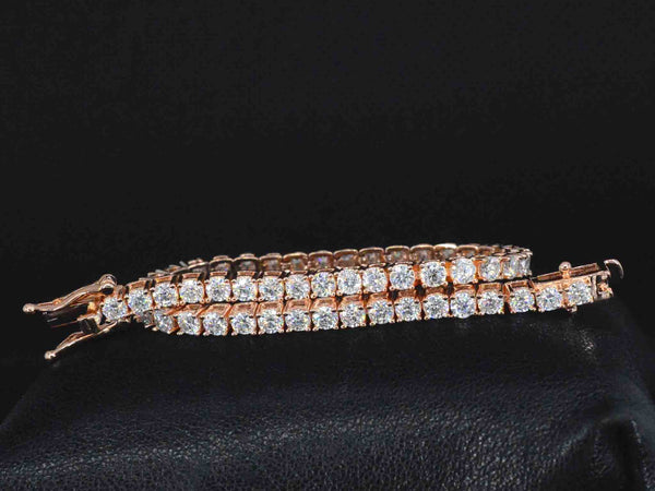 18k rosé doublé tennisarmband, gezet met 5.50 ct briljant geslepen moissaniet