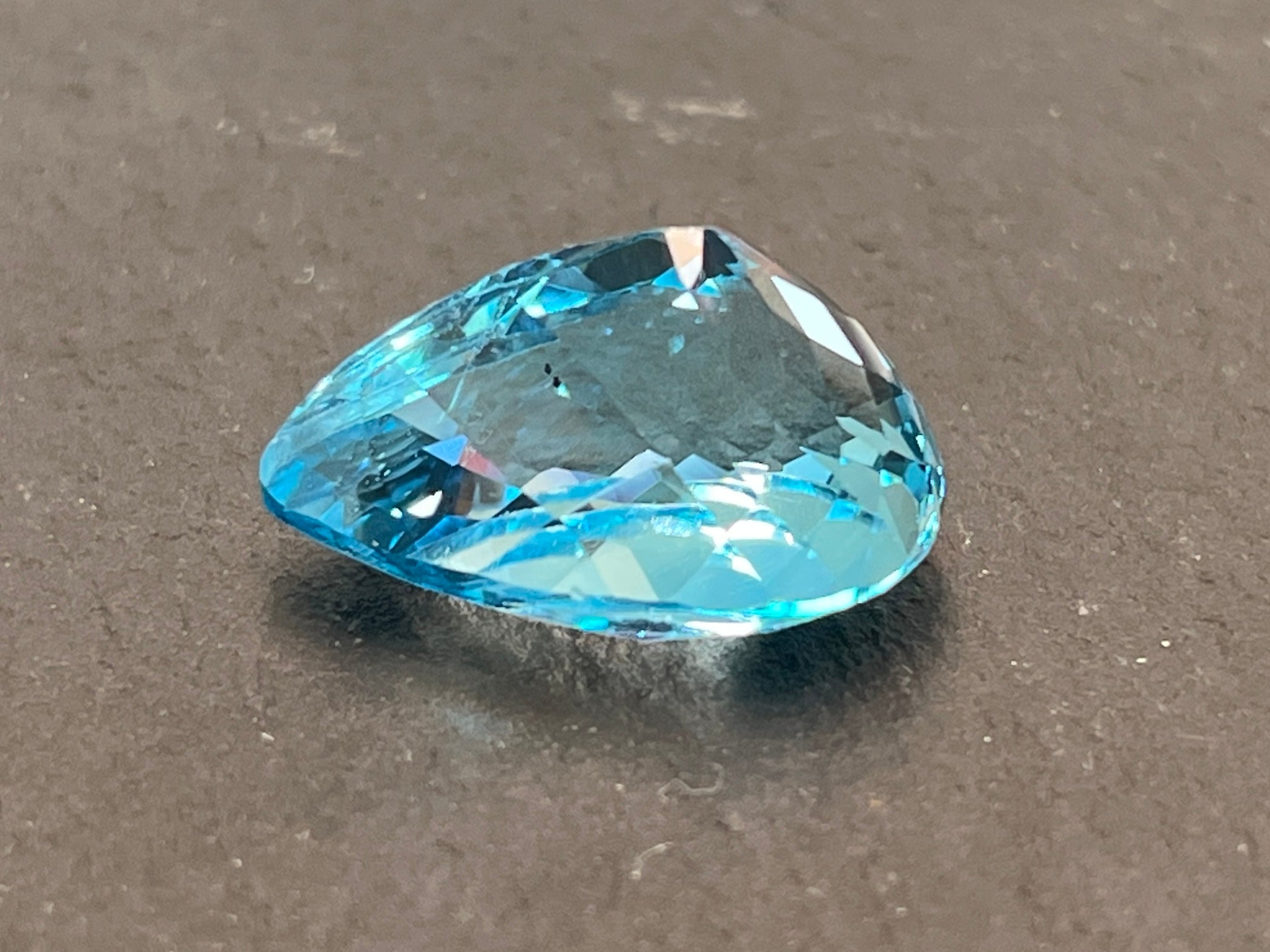 Topaas - 38.51 carat blauwe topaas