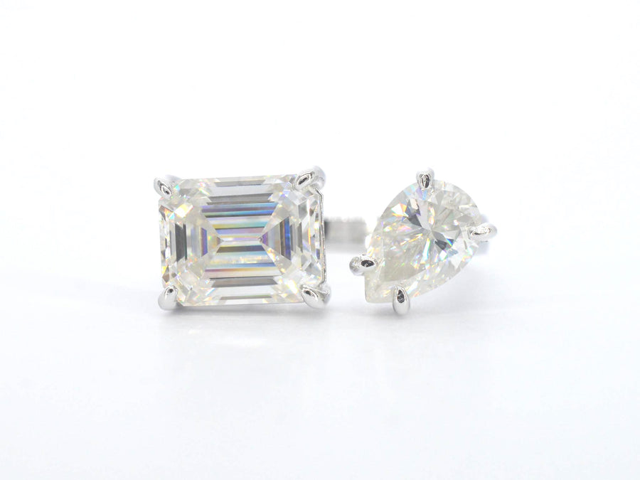 Zilveren ring met twee moissanieten